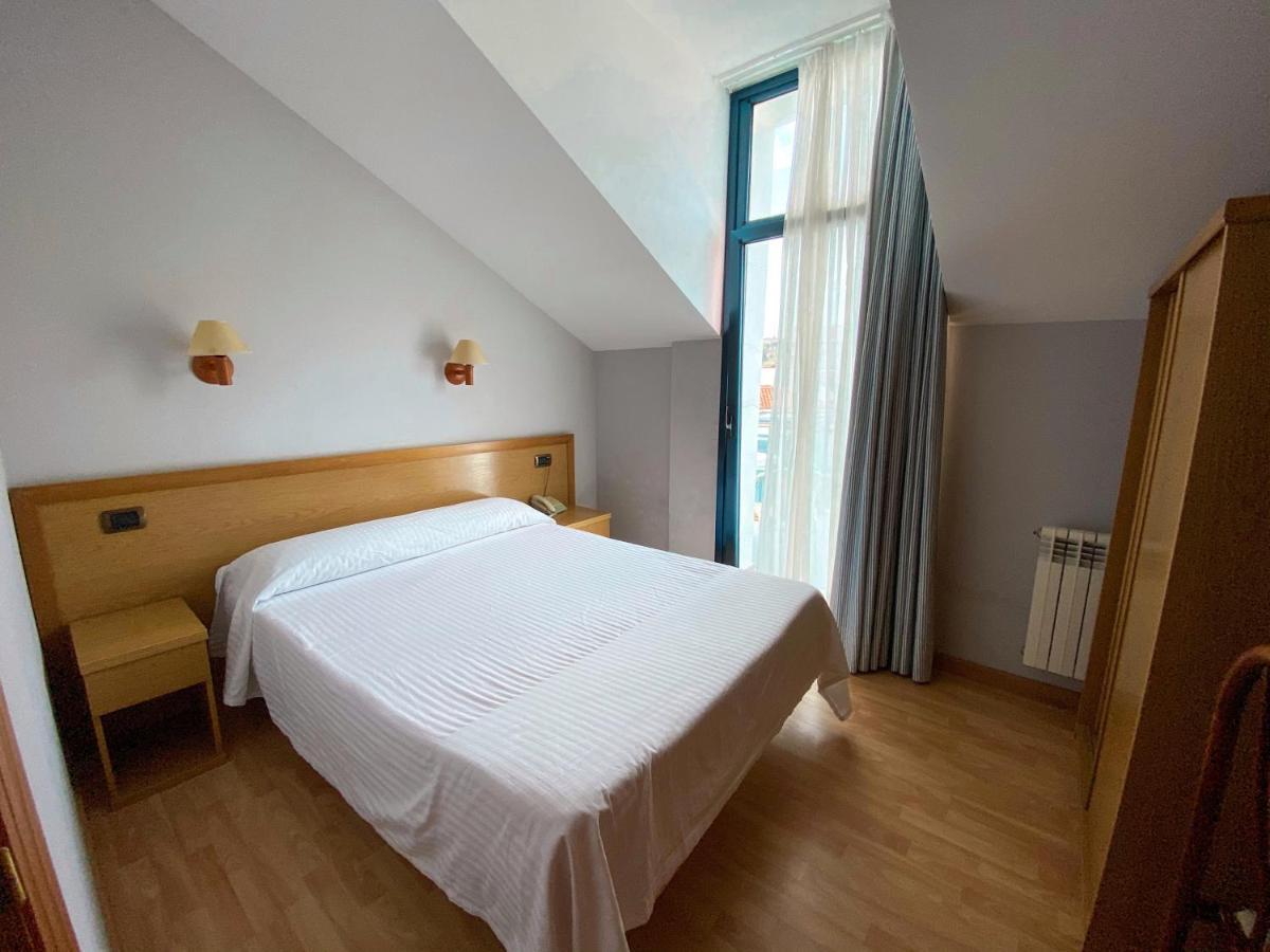 Hotel Soraya Suances Bagian luar foto