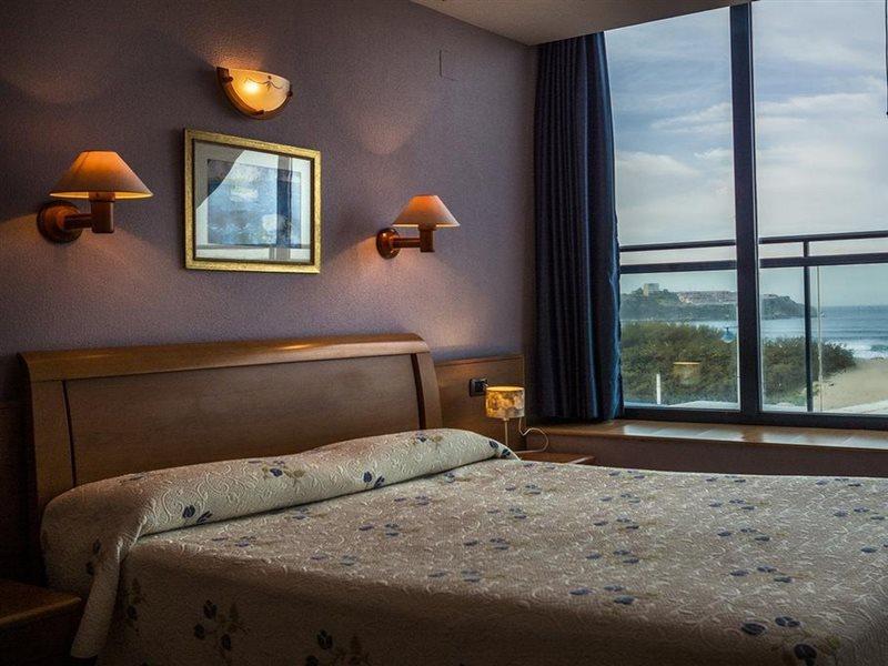 Hotel Soraya Suances Bagian luar foto