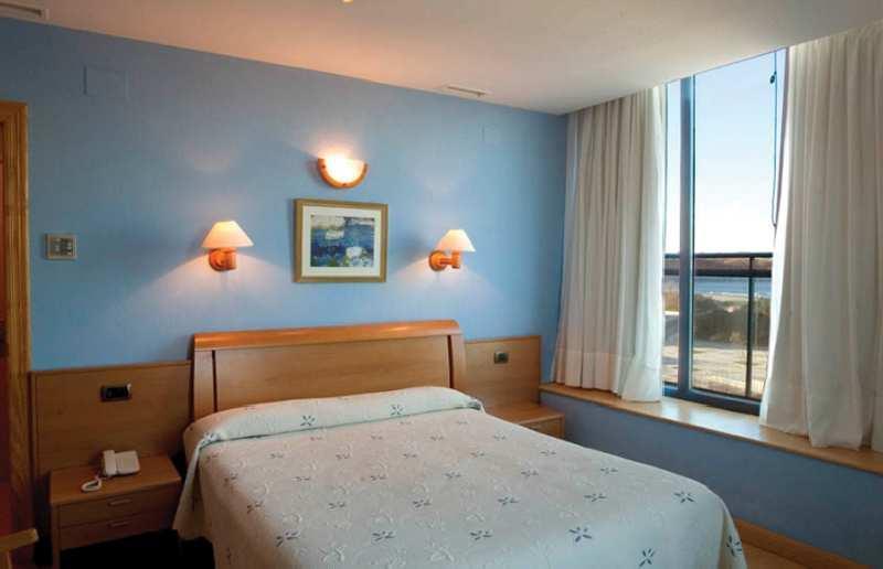 Hotel Soraya Suances Bagian luar foto